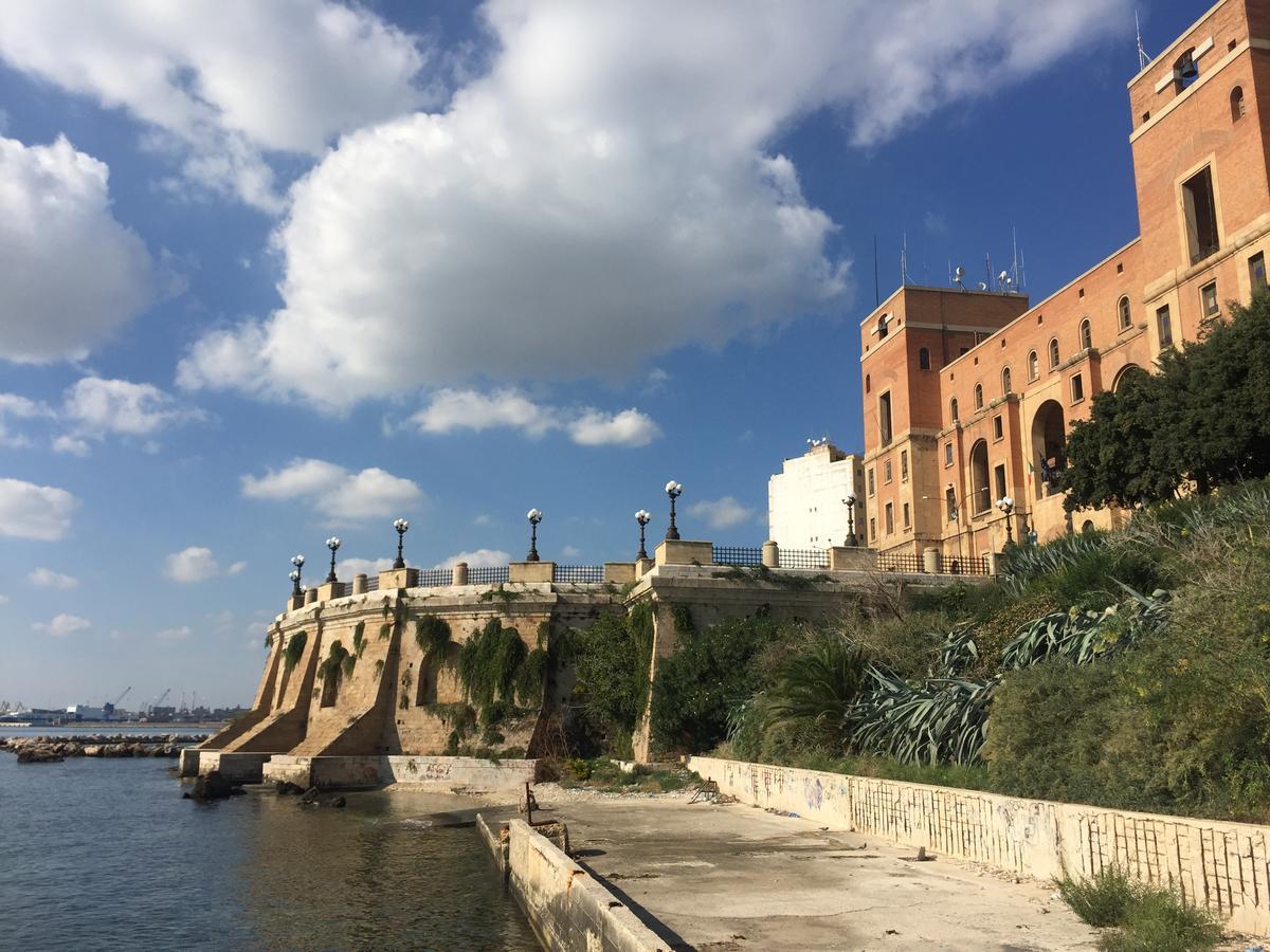 Villa La Serenata Di Pietro Таранто Экстерьер фото